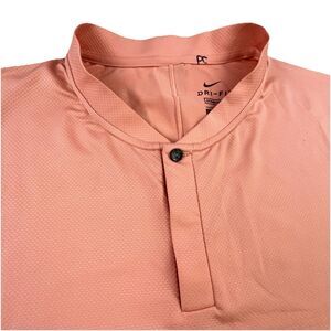 Nike Tiger Woods Shirt Mens XL Peach Blade Collar Golf Dri-Fit Textured
